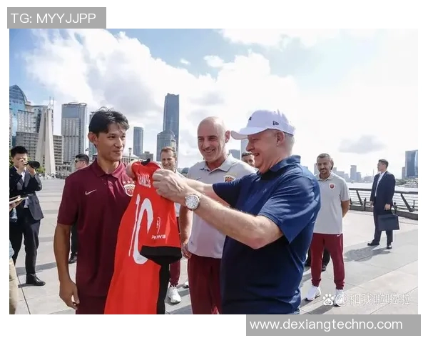 广州足球队心理素质引发热议球迷对球队表现的期待与质疑并存