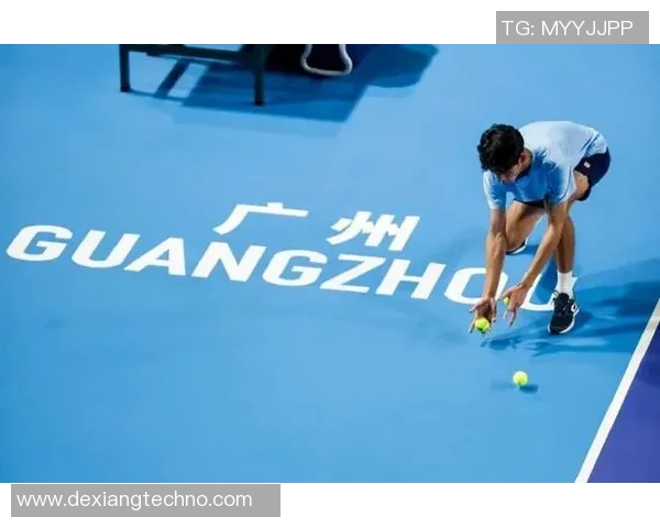 广州网球队耐力训练引发热议球迷与专家观点交锋 广州网球队耐力训练引发热议球迷与专家观点交锋