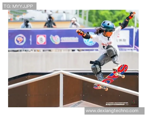 重庆滑板队在极限运动联赛中以55分稳居积分榜首位