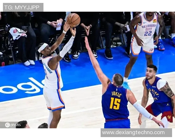 2017年NBA雷霆与奇才激战回顾球星表现与比赛精彩瞬间分析