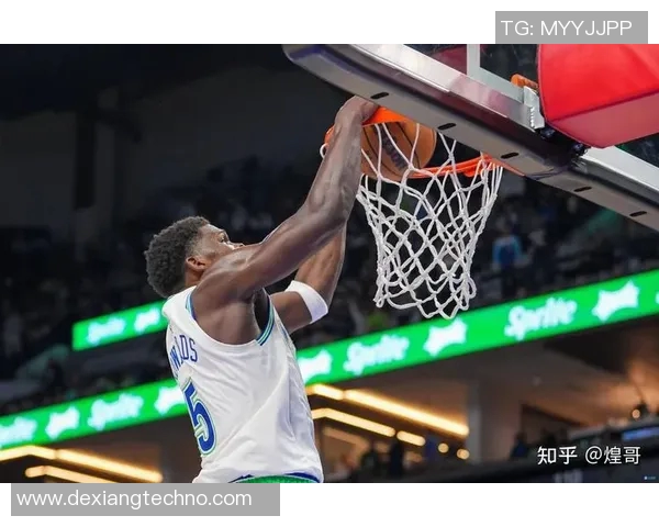 2019年森林狼与快船激战回顾：一场精彩的NBA对决与球星表现分析